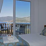 Kingfisher Kaş