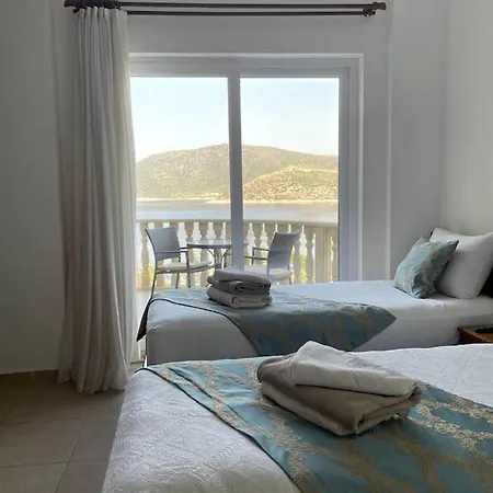 Villa Kingfisher *